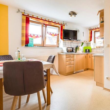 Bartlhof-Ferienwohnungen-Zimmer Burglengenfeld Esterno foto