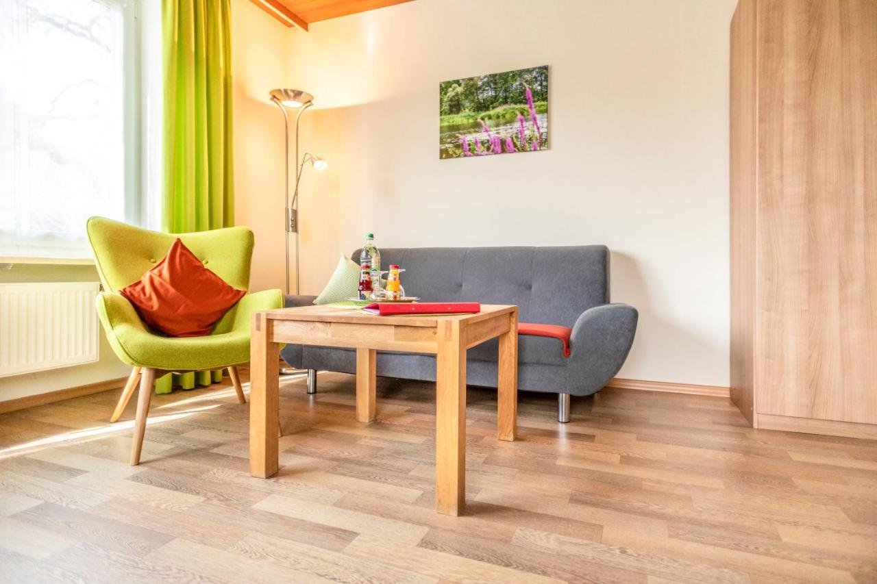 Bartlhof-Ferienwohnungen-Zimmer Burglengenfeld Esterno foto