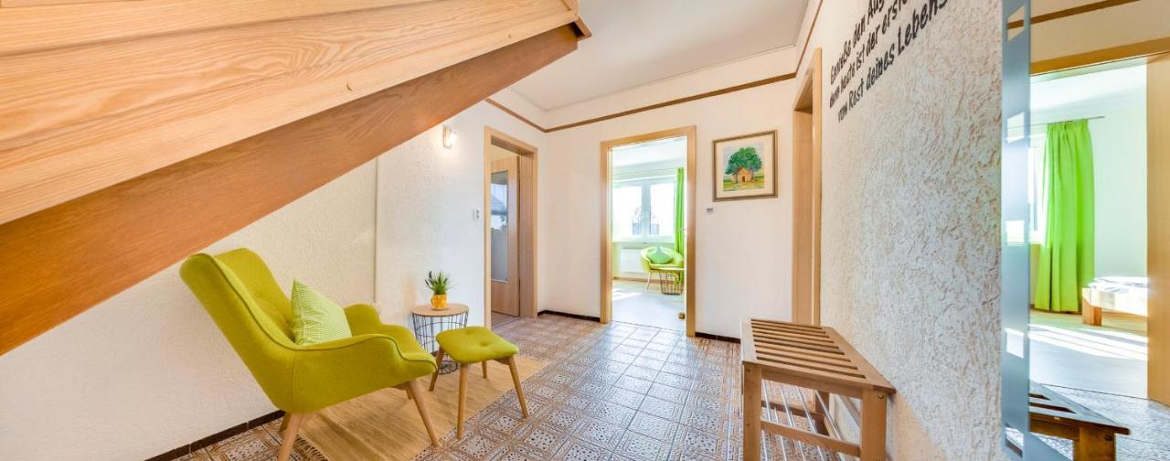 Bartlhof-Ferienwohnungen-Zimmer Burglengenfeld Esterno foto