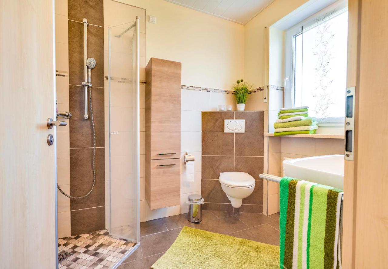 Bartlhof-Ferienwohnungen-Zimmer Burglengenfeld Esterno foto