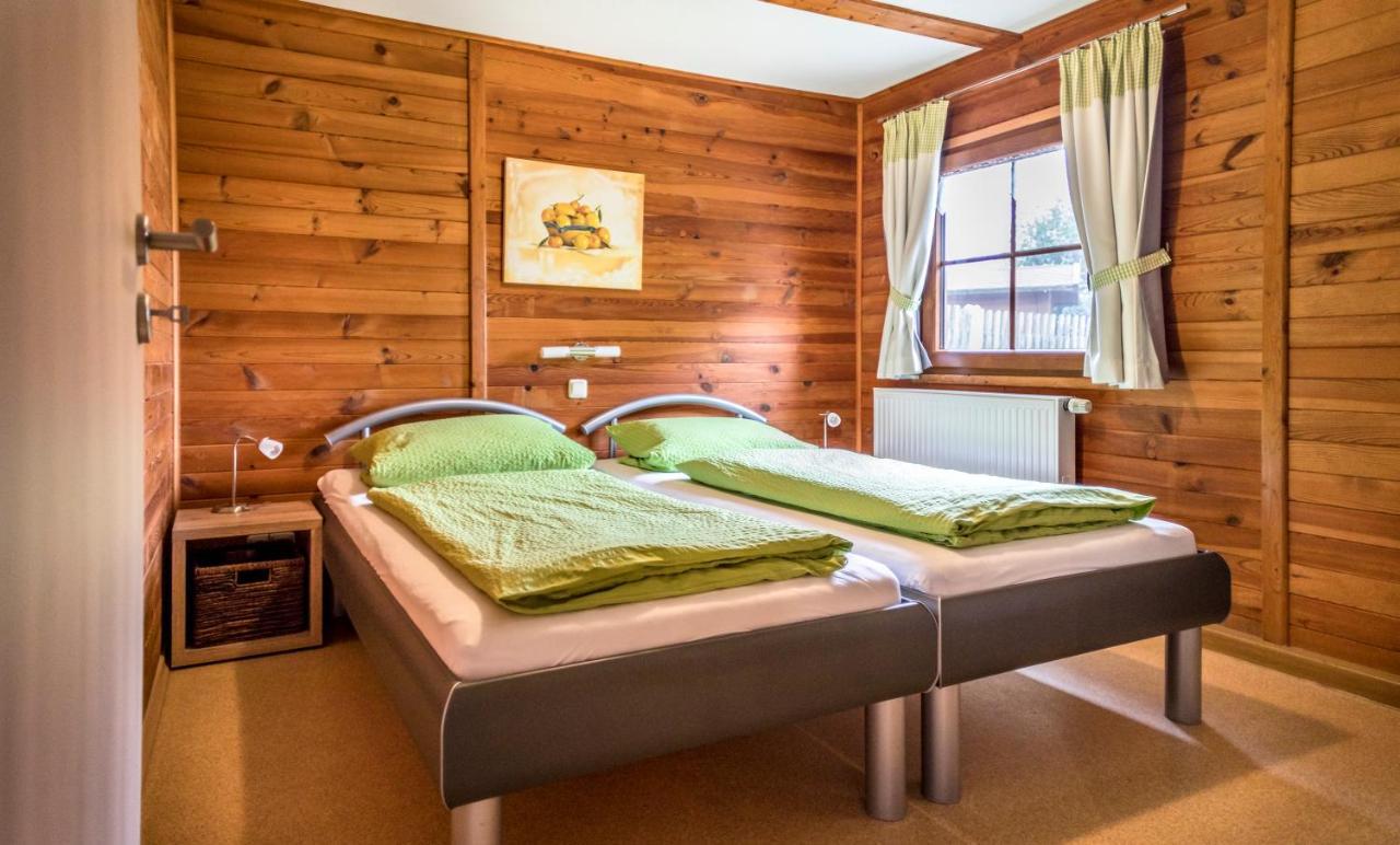 Bartlhof-Ferienwohnungen-Zimmer Burglengenfeld Esterno foto