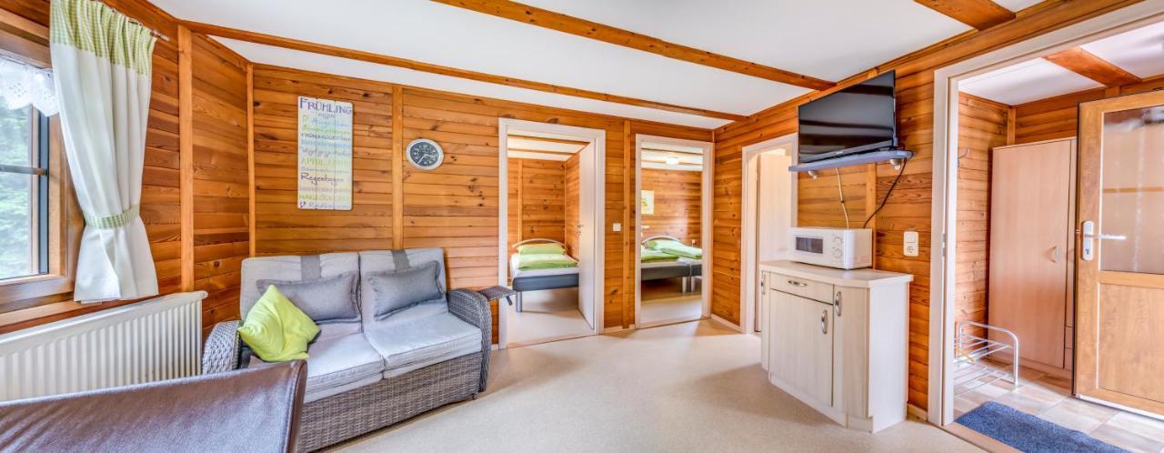 Bartlhof-Ferienwohnungen-Zimmer Burglengenfeld Esterno foto