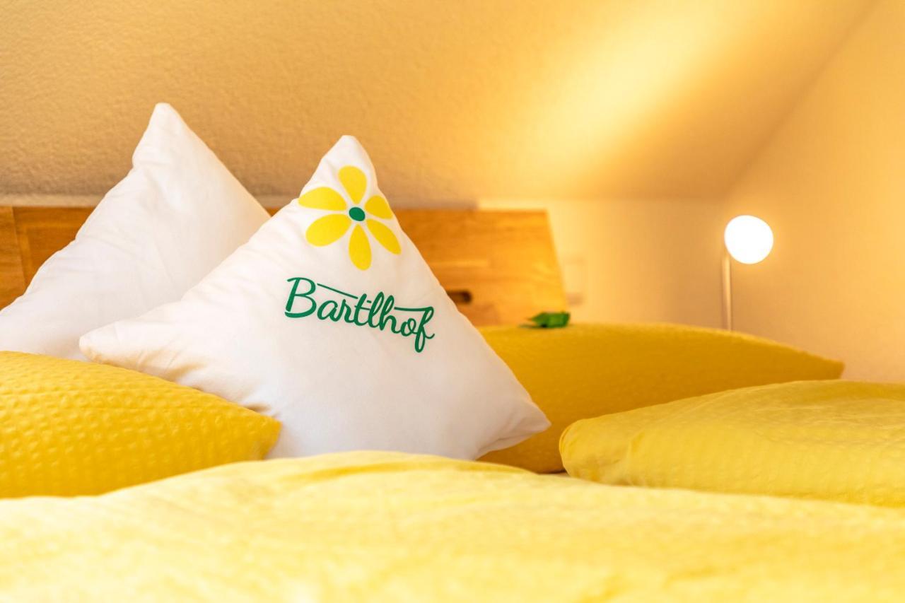Bartlhof-Ferienwohnungen-Zimmer Burglengenfeld Esterno foto