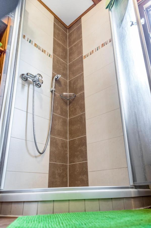 Bartlhof-Ferienwohnungen-Zimmer Burglengenfeld Esterno foto