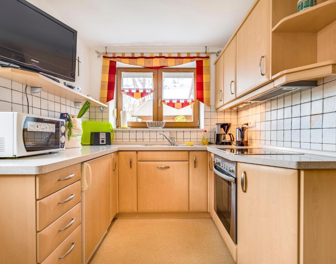 Bartlhof-Ferienwohnungen-Zimmer Burglengenfeld Esterno foto