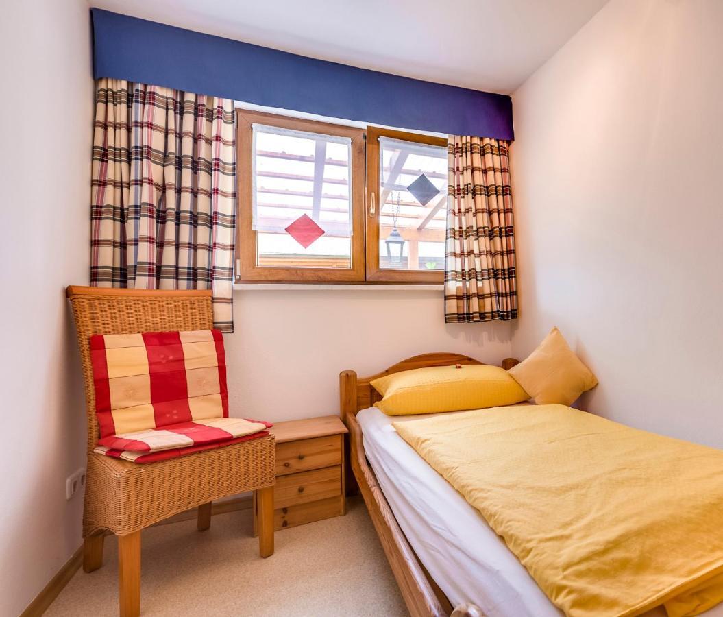 Bartlhof-Ferienwohnungen-Zimmer Burglengenfeld Esterno foto