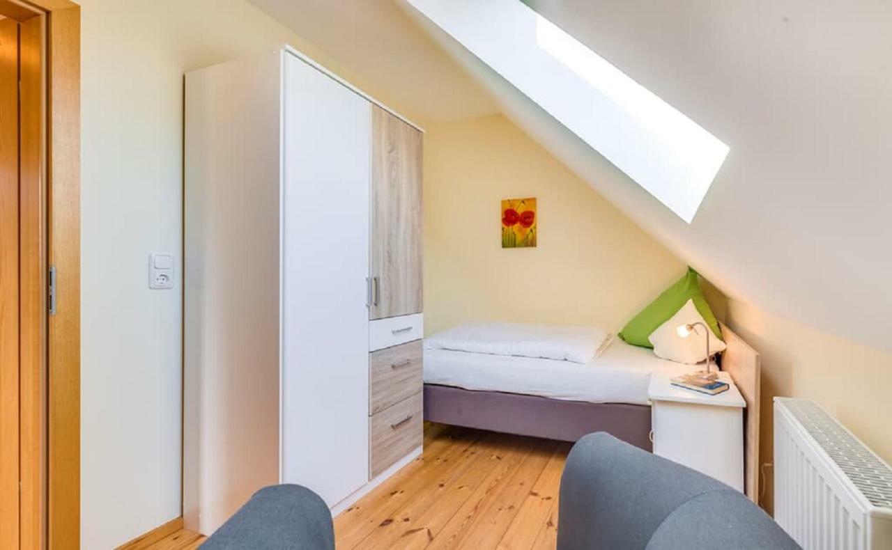 Bartlhof-Ferienwohnungen-Zimmer Burglengenfeld Esterno foto