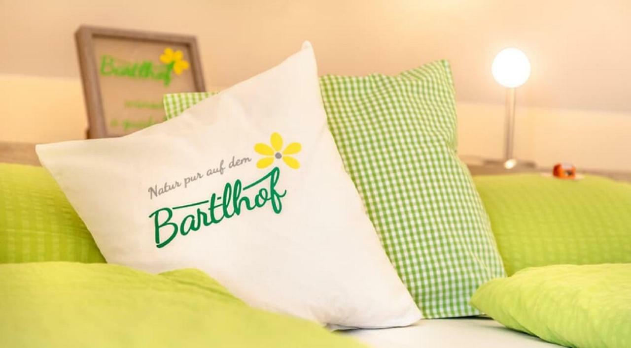 Bartlhof-Ferienwohnungen-Zimmer Burglengenfeld Esterno foto