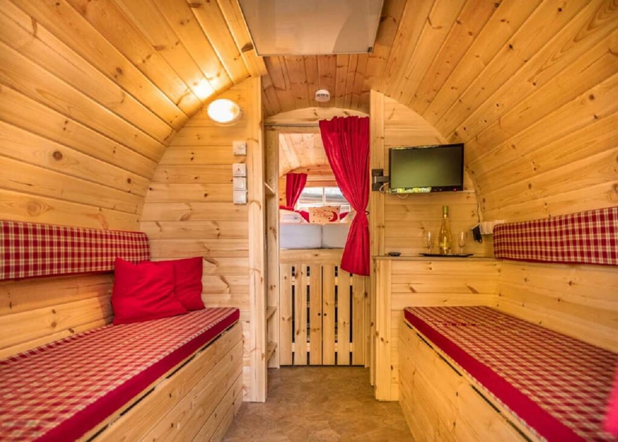Bartlhof-Ferienwohnungen-Zimmer Burglengenfeld Esterno foto